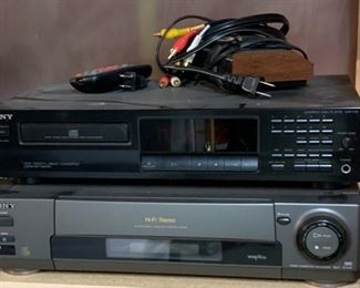 HALF OFF !  $10.00 NOW, WAS $20.00........Pair Sony VHS Player (J277)