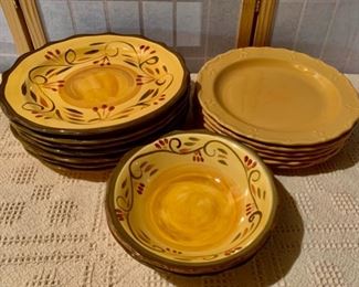 HALF OFF !  $8.00 NOW, WAS $16.00.......plates and bowls, Dishwasher, Microwave and Oven Safe, Home Trends (J336)