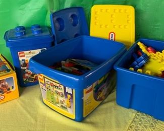 $14.00.........legos and more (J367)
