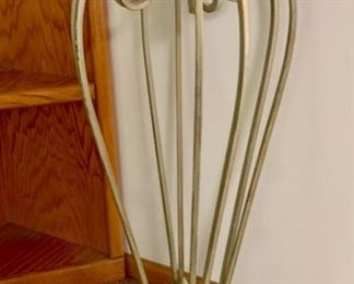 HALF OFF!  $10.00 NOW, WAS $20.00.......Metal and Glass Plant Stand (J576)
