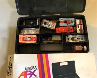 AURORA CARRYING CASE WITH CARS