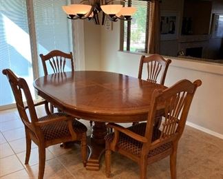 Pedestal Dining Table w Leaf and 6 Arm Chairs