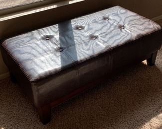 Tufted Bench