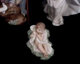 Lladro Nativity Baby Jesus  #5478 with Box
