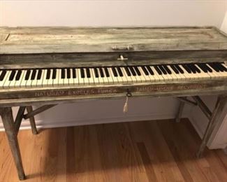 Vintage piano