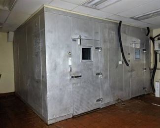 Double Walk In Cooler, One Has Beer Lines, Buyer Responsible For Removal