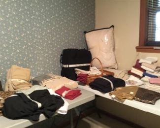 Pillows, linens etc