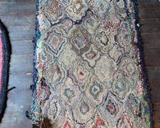 Antique hooked hand made primitive rug