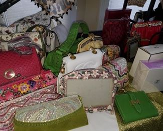 Women's  fashion handbags, accessories 