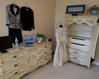 Thomasville French Provencal  Blue, matching set of dressers, armoire,  nightstands, queen headboard