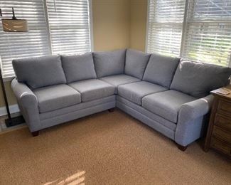 Bassett Alexander Roll Arm Small L Sectional. Color: Seamest. 90" W x 93" W x 39"H