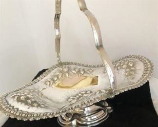BEAUTIFUL VICTORIAN REPOUSSE FOOTED BRIDE'S BASKET