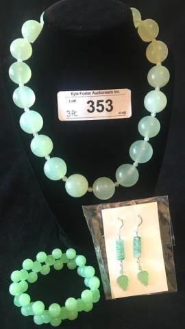 JADE NECKLACE WITH SILVER CLASP NECKLACE, FACETED STONE BRACELET AND PIERCED DROP EARRINGS 