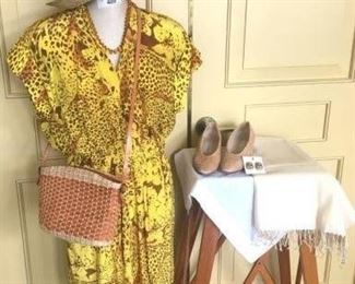 NORMA WALTERS SILK DRESSKNOTTED AMBER GLASS BEADS NECKLACE, VINTAGE HOLLYCRAFT ENAMEL BUTTERFLY BROOCH, CLIP ON EARRINGS, STRAW SUN HAT, JOAN & DAVID JUTE PUMPS, HB LEATHER AND STRAW CROSSBODY BAG AND CREAM PASHMINA, FACETED HAND