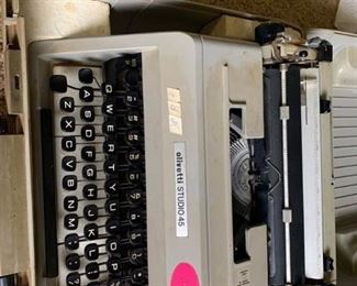 Olivetti Studio 45 Typewriter