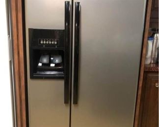 Whirlpool Side by Side Refrigerator