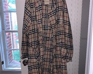 Burberry new with tags robe