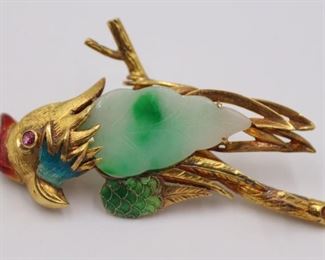 JEWELRY kt Gold Jade Enamel and Ruby Parrot
