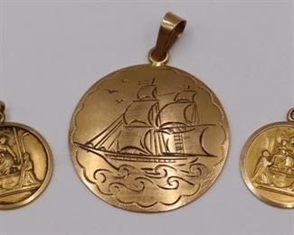 JEWELRY kt Gold Medallion Pendants