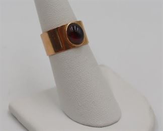 JEWELRY Signed French kt Gold and Garnet Ring