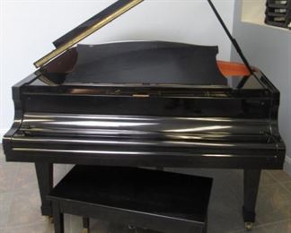KKawai Ebonised Baby Grand Piano And Bench