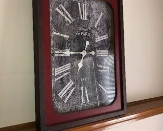 Oversize wall clock