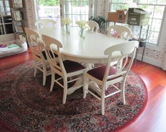 Pottery Barn White Double Pedestal Dining/Kitchen Table With Seating  (6) ~~Beautiful Round Wool Rug 