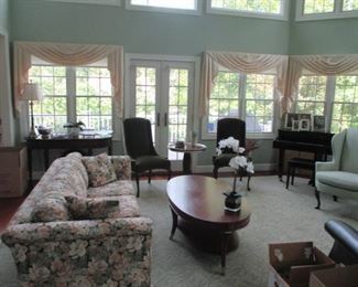 Stunning Living Room Suite
