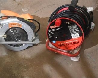 CHICAGO ELECTRIC Circular Saw and Cord Reel