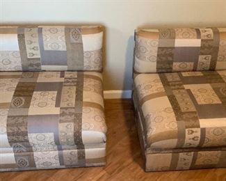 10ft Contemporary Fabric Sectional Sofa	30in H x 34in D x  121in long