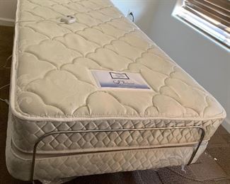 LEX Adjustable Twin Bed	21x38x78in	HxWxD