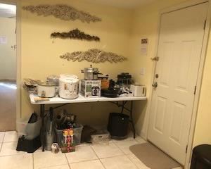 More kitchen appliances, wall decor, beverage dispenser, 20 qt. fryer, bread makers, oil fryers, pressure cooker, ice cream maker, single burners, etc.