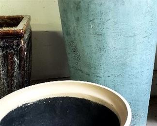 Fountain & pot