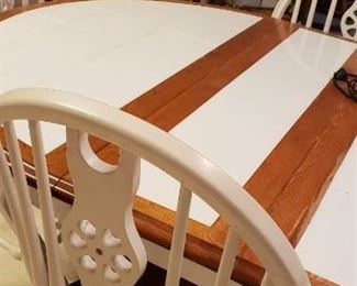 Kitchen Table w/ 4 chairs