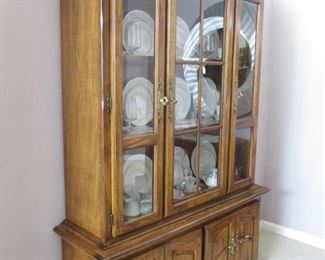 AMERICAN DREW HUTCH (CHINA NOT FOR SALE)
