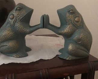 Cast Iron Toad Bookends