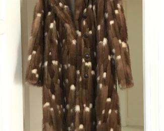 Leppert Roos ladies vintage fur coat