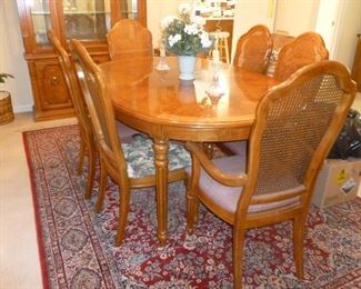 Thomasville Table & Chairs