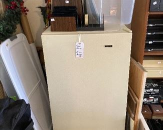 Kenmore 9 upright freezer