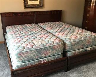 Pair of twin twin platform beds; twin mattresses