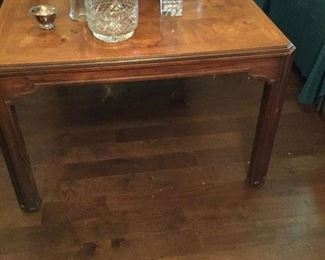 DINING ROOM TABLE WITH TWO LARGE LEAVES PRICE $800