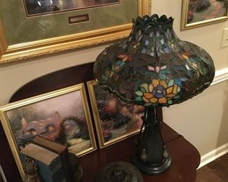 TIFFANY STYLEE LAMP WITH DRAGON FLY DECORATION AND WONDERFUL BASE PRICE $ 275 #5 SOLD