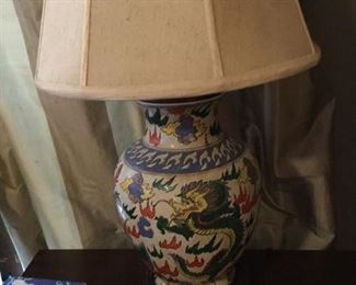 PAIR OD ASIAN STYLE LAMPS