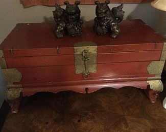 A WONDERFUL AND BEAUTIFUL RED LACQUER TABLE CHEST WITH LIFT TOP AND DRAWER WITH ENGRAVED ACCENTS PRICE $ 665