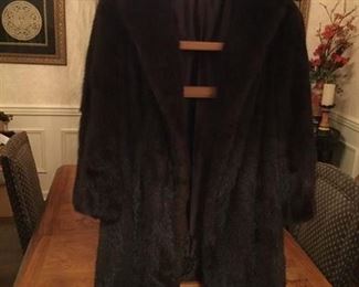 VINTAGE FULL LENGTH MINK COAT, GREAT CONDITION, SMALL SIZE 6 OR 8 PRICE $800 COLOUR DARK BROWN