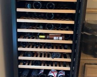 Large Avanti Wine Refrigerator