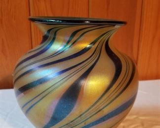 Lundberg Studio Art Glass Swirled Irridescent Vase R15