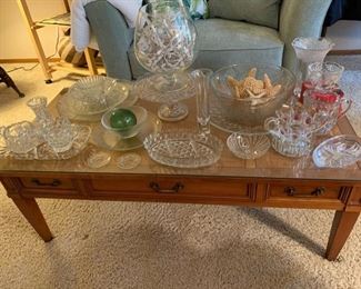 Glassware, Home Decor, Gordon's Inc. Fine Furniture Coffee Table 