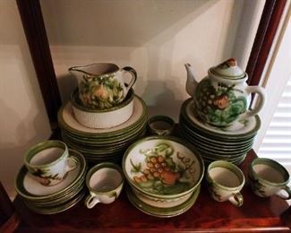 John B Taylor Louisville Stoneware Harvest Pattern. Large Set!