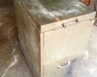 WW2 portable filing cabinet